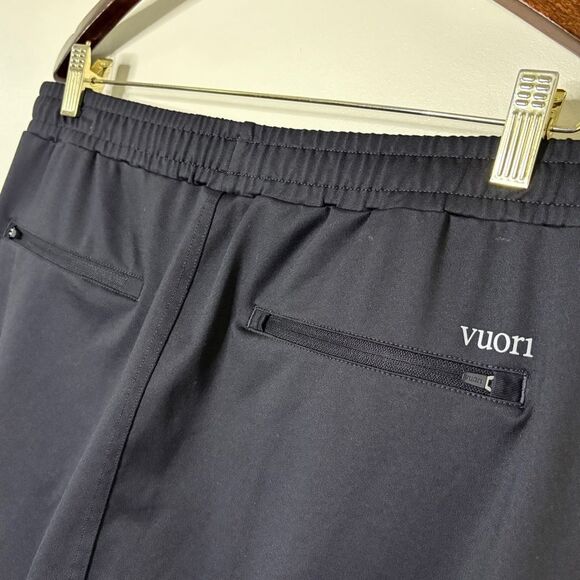 Vuori XL Black Jogger Pants Athletic Sporty Preppy Luxury Athleisure Old Money